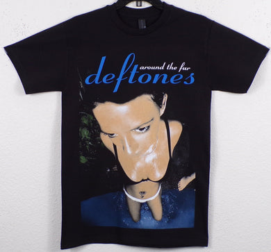 New ’Deftones - Around The Fur’ Adult Silkscreen T-Shirt. Available In Small-3XL. - Unisex Short Sleeve Shirt